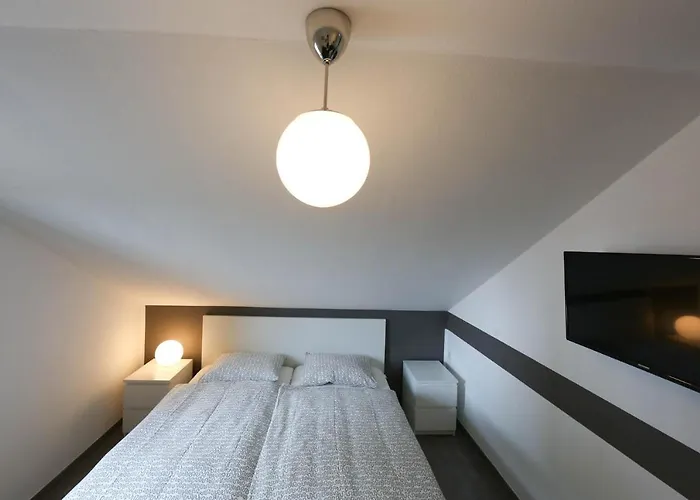 Wiesengrund * Моншау