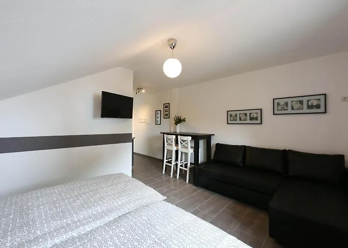 Wiesengrund Моншау